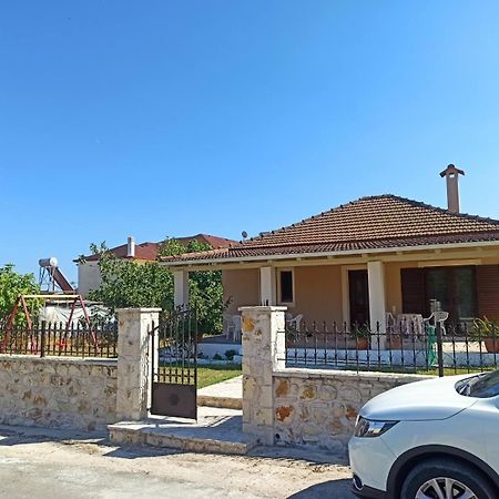 *Villa Pap-Live The Greek Hospitality In A Village* Nea Sampsounta エクステリア 写真