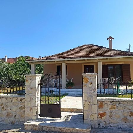 *Villa Pap-Live The Greek Hospitality In A Village* Nea Sampsounta エクステリア 写真