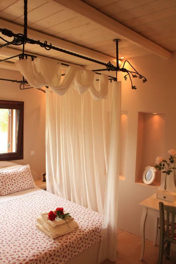 *Villa Pap-Live The Greek Hospitality In A Village* Nea Sampsounta エクステリア 写真