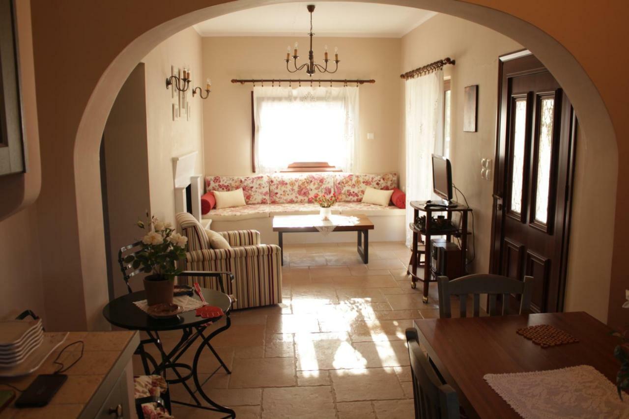 *Villa Pap-Live The Greek Hospitality In A Village* Nea Sampsounta エクステリア 写真
