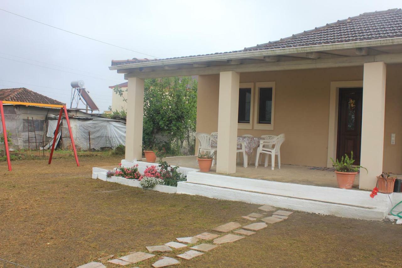 *Villa Pap-Live The Greek Hospitality In A Village* Nea Sampsounta エクステリア 写真