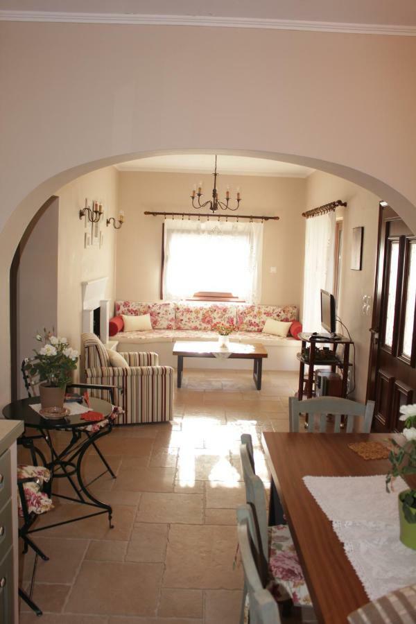 *Villa Pap-Live The Greek Hospitality In A Village* Nea Sampsounta エクステリア 写真
